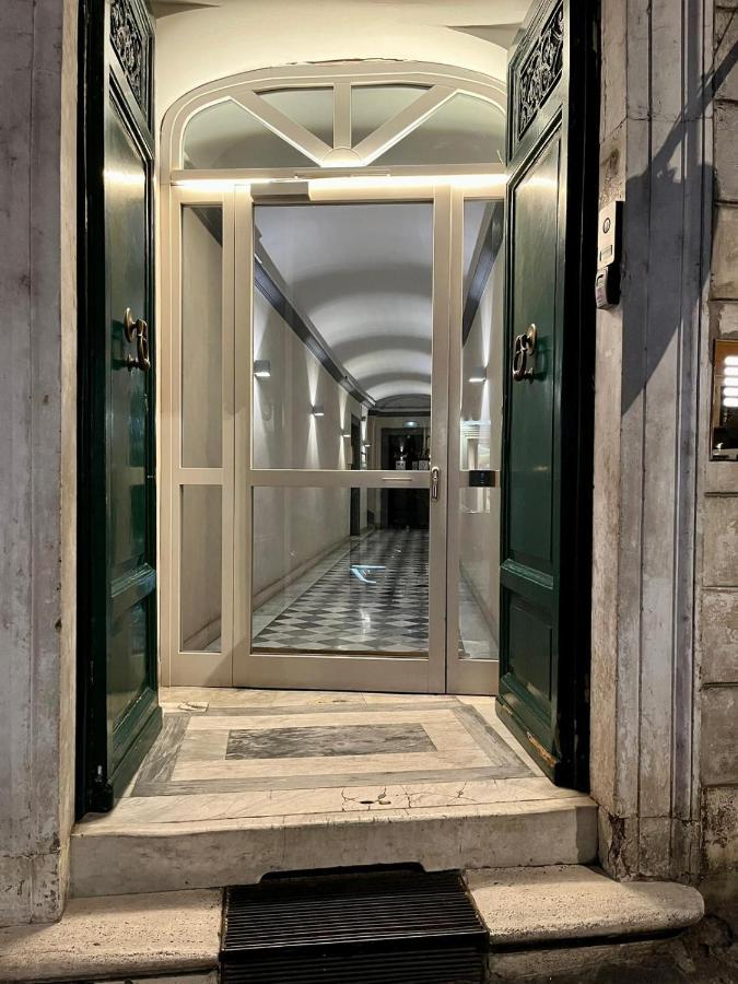 Trinita' Dei Monti New Apt In The Heart Of Rome Exterior photo
